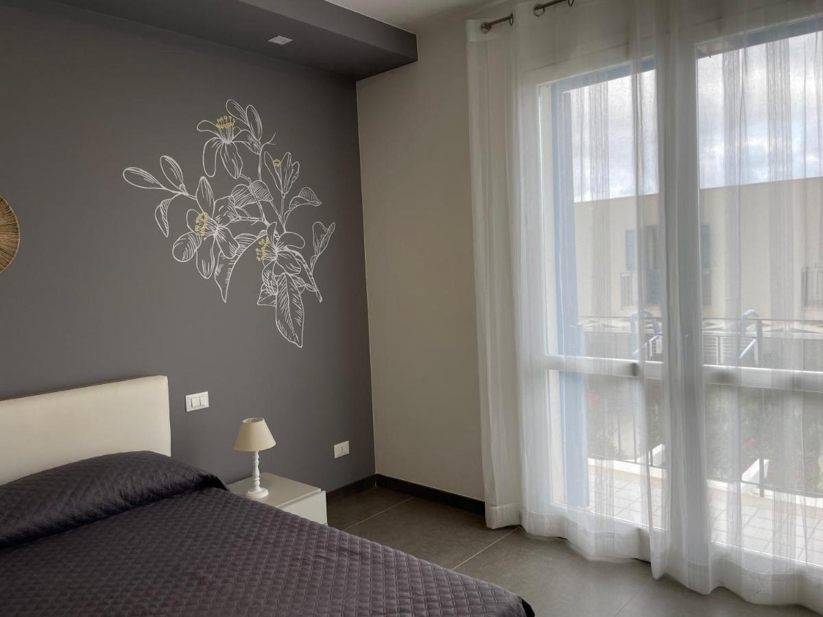 Cala Azzurra Macari Bed And Breakfast And Holidays House المظهر الخارجي الصورة