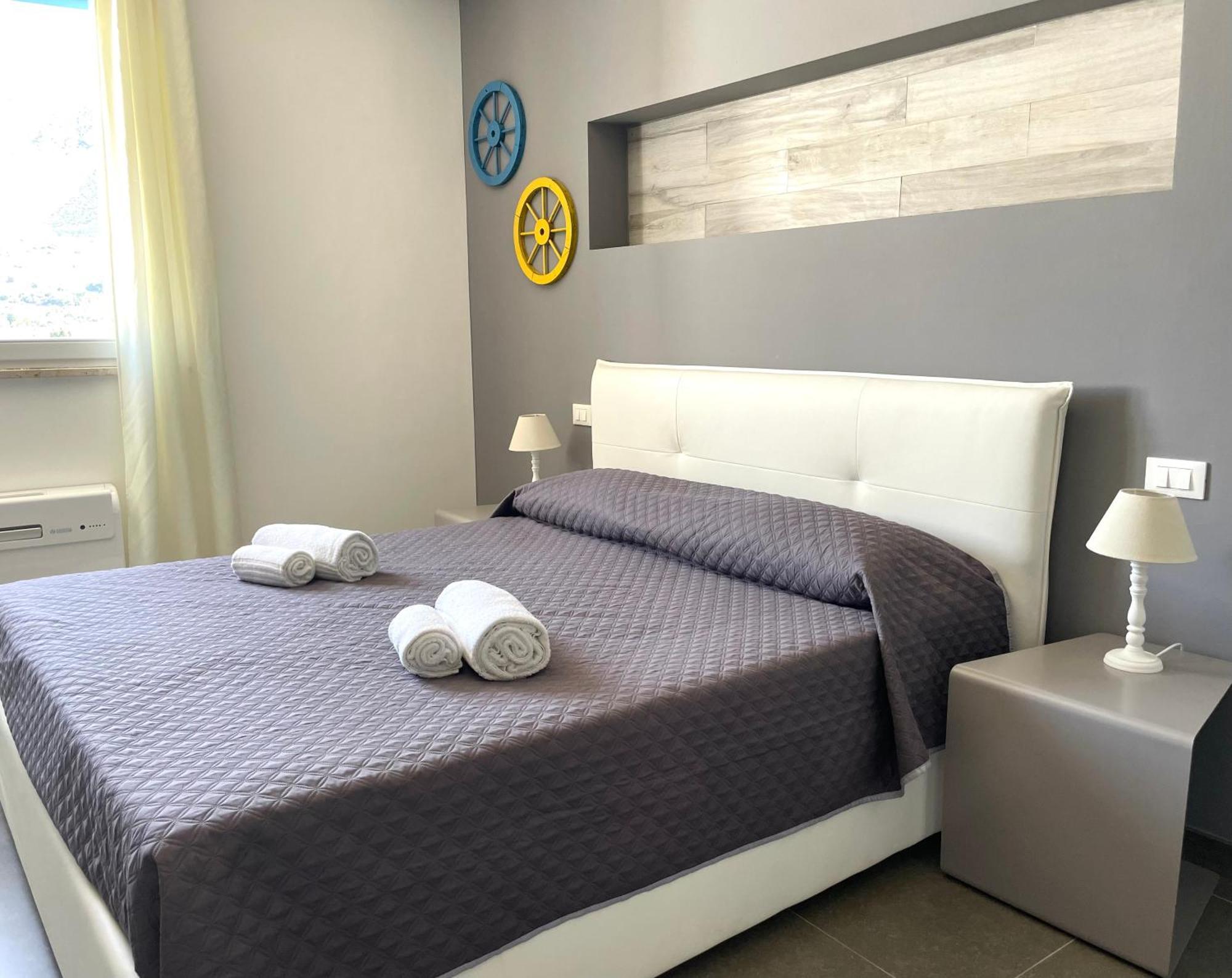 Cala Azzurra Macari Bed And Breakfast And Holidays House المظهر الخارجي الصورة