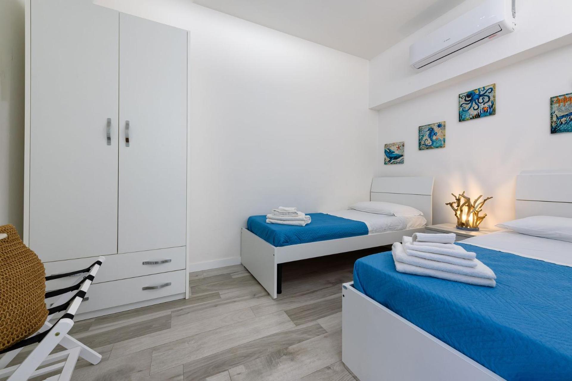 Cala Azzurra Macari Bed And Breakfast And Holidays House الغرفة الصورة